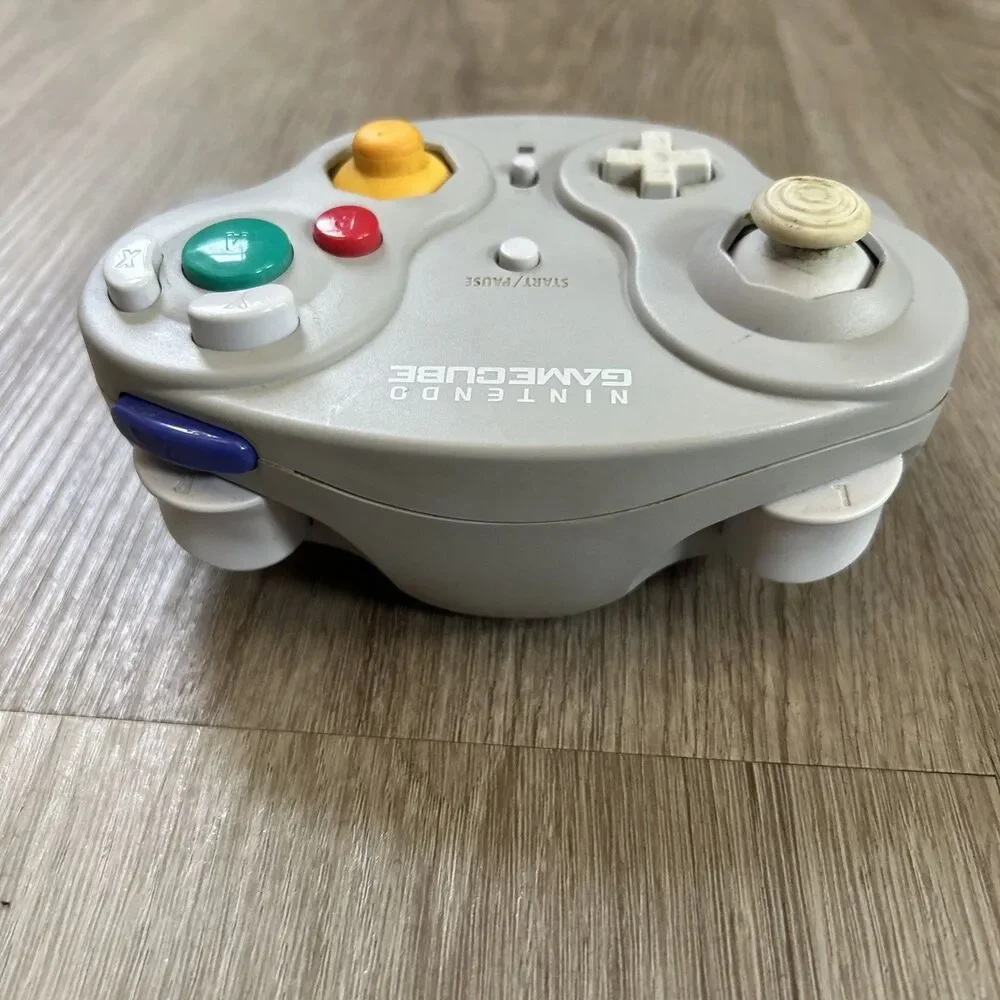 Nintendo Gamecube Wavebird Wireless Controller Gray No Receiver or Back Cover